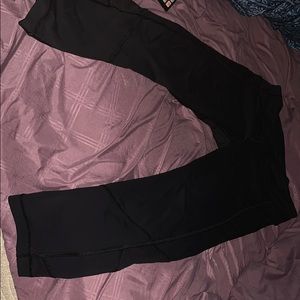 Lulu lemon crop leggings with side pocket